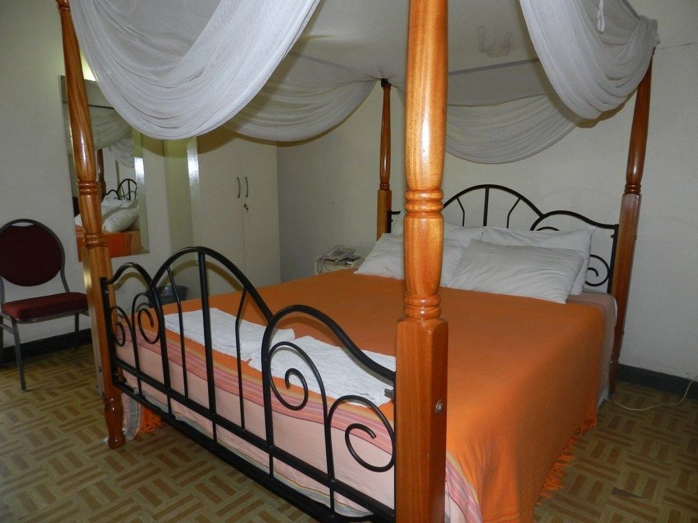 Hibiscus Guest House 奈洛比 外观 照片